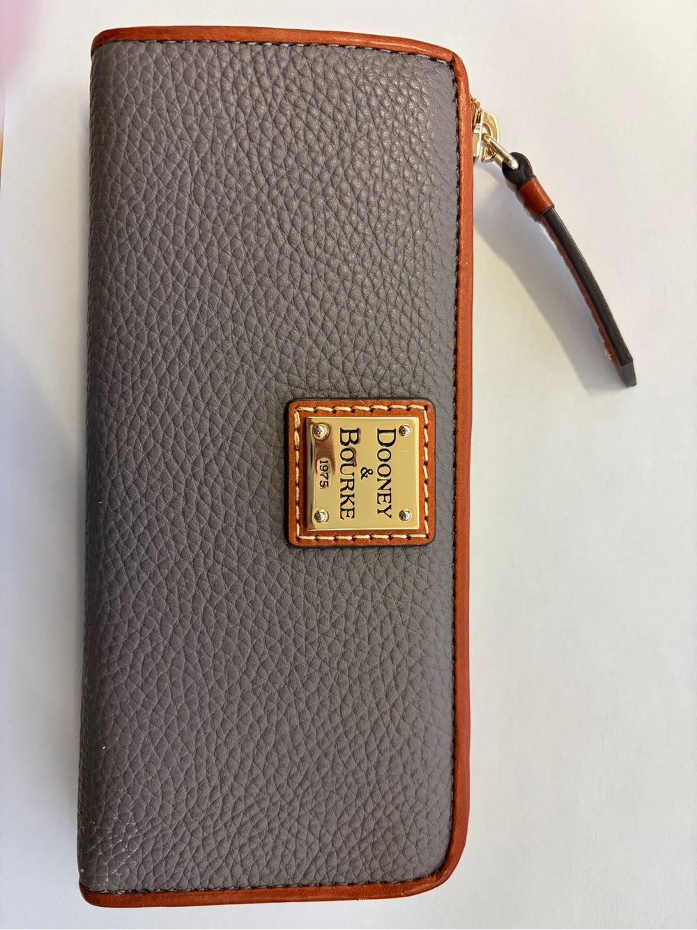 Dooney & Bourke Pebble Grain Zip Clutch